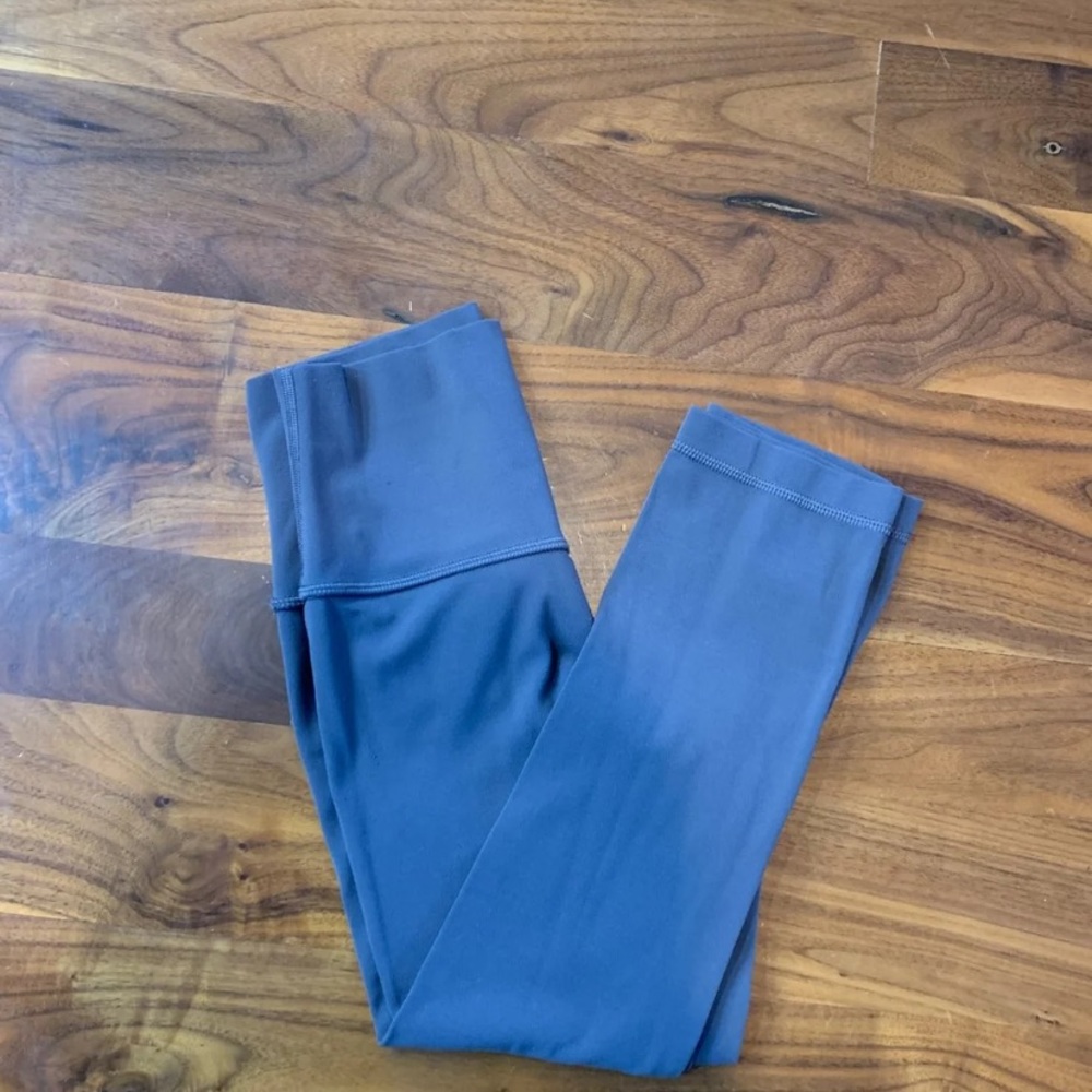 RARE lululemon align crop leggings 21” size 2